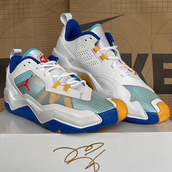 Jordan One Take 4
Basketball Shoes
White/Lagoon Pulse/Gold/ Chile Red
DO7193-164 - Picture 3 of 16